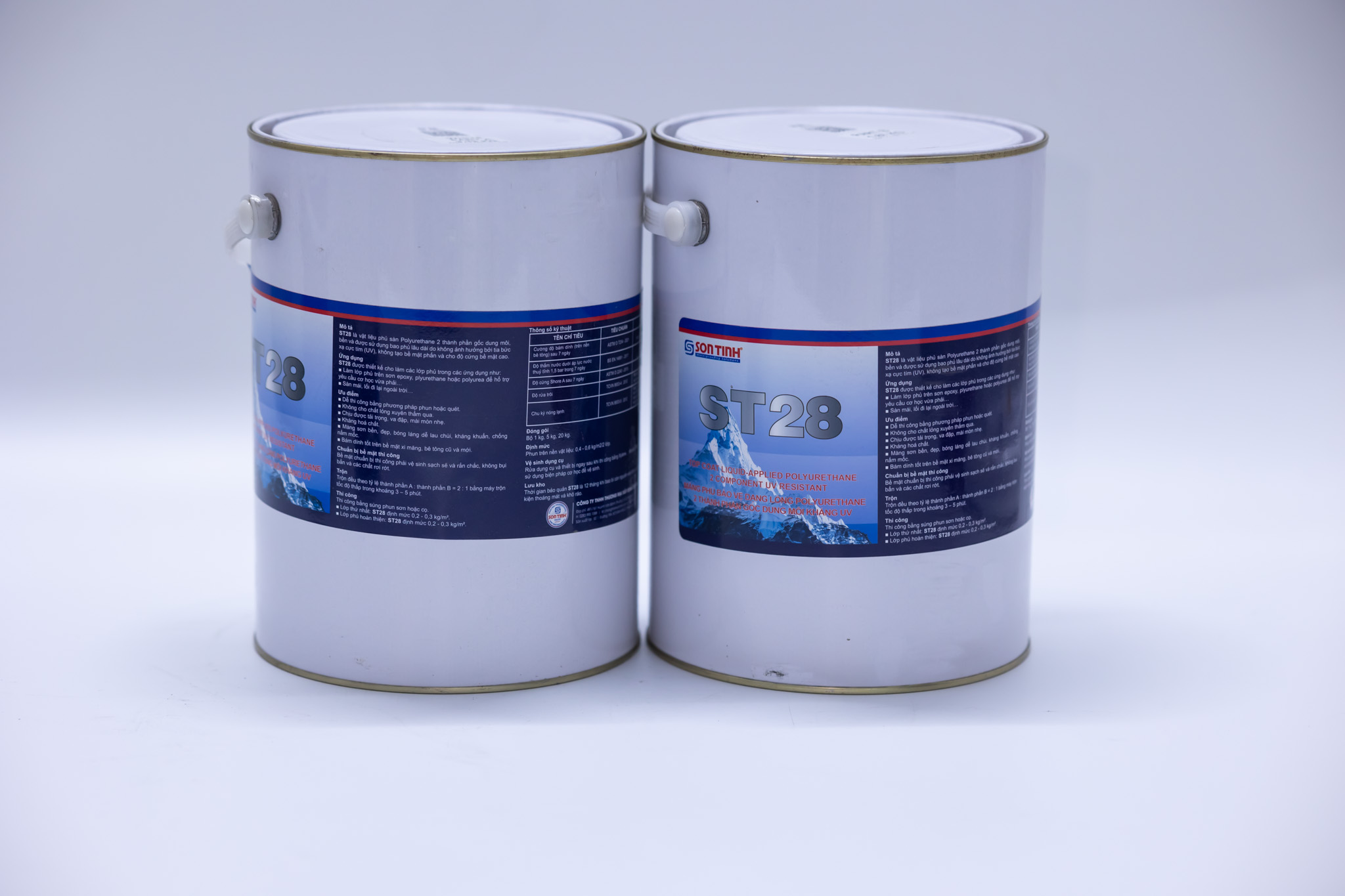ST28 - TOP COAT LIQUID-APPLIED POLYURETHANE TWO COMPONENT UV RESISTANT